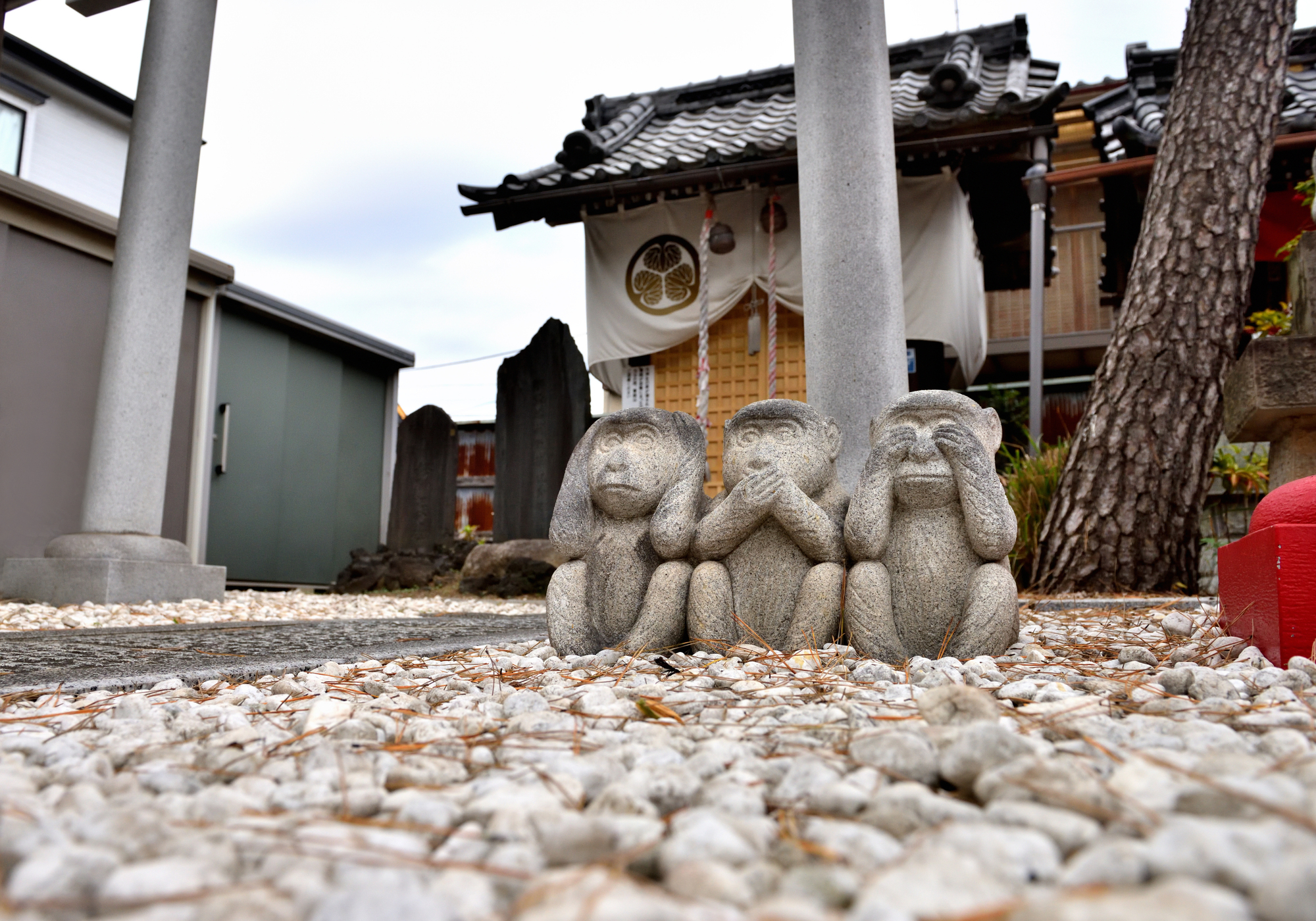 船橋東照宮の三猿