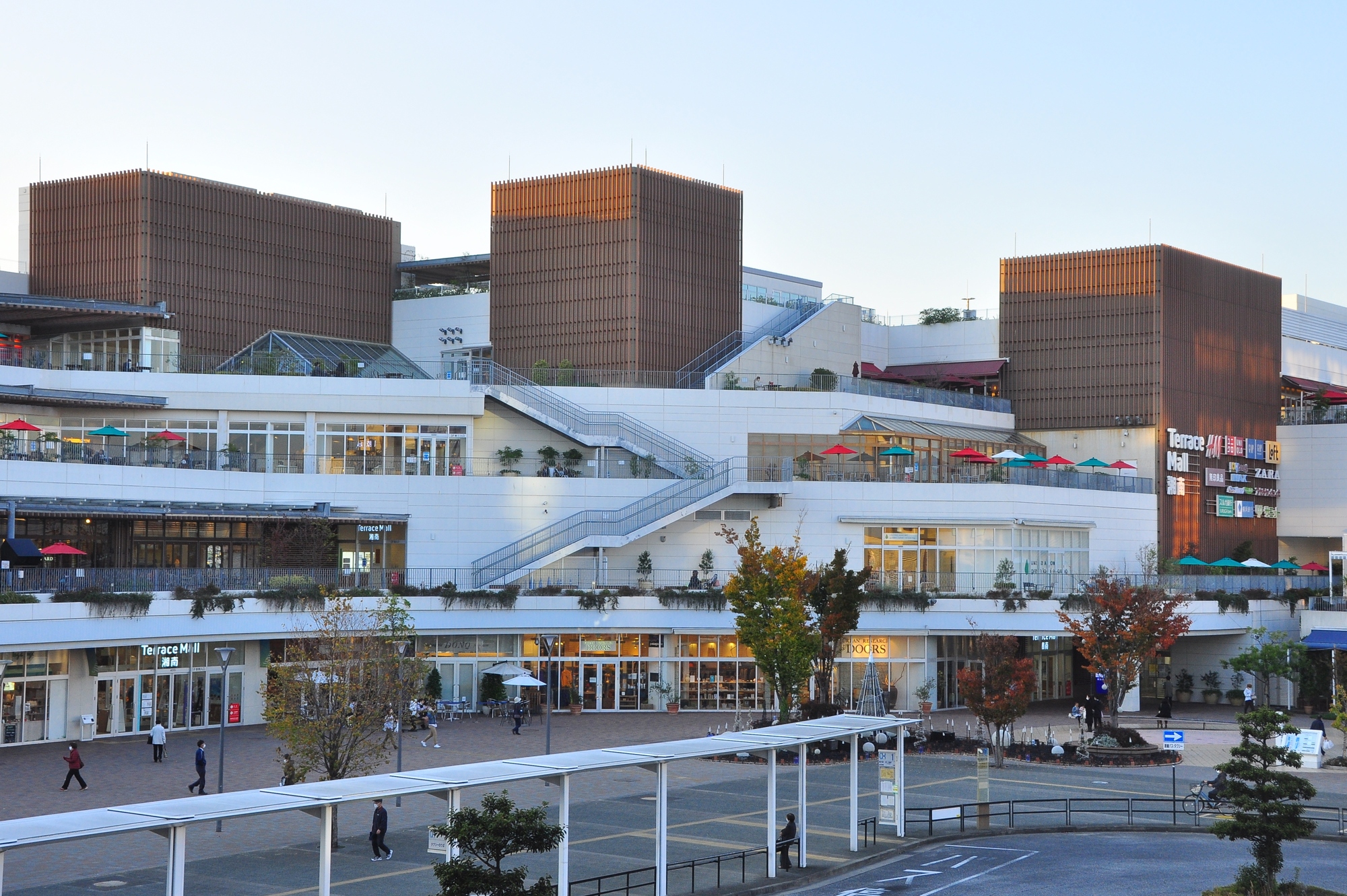 テラスモール湘南
