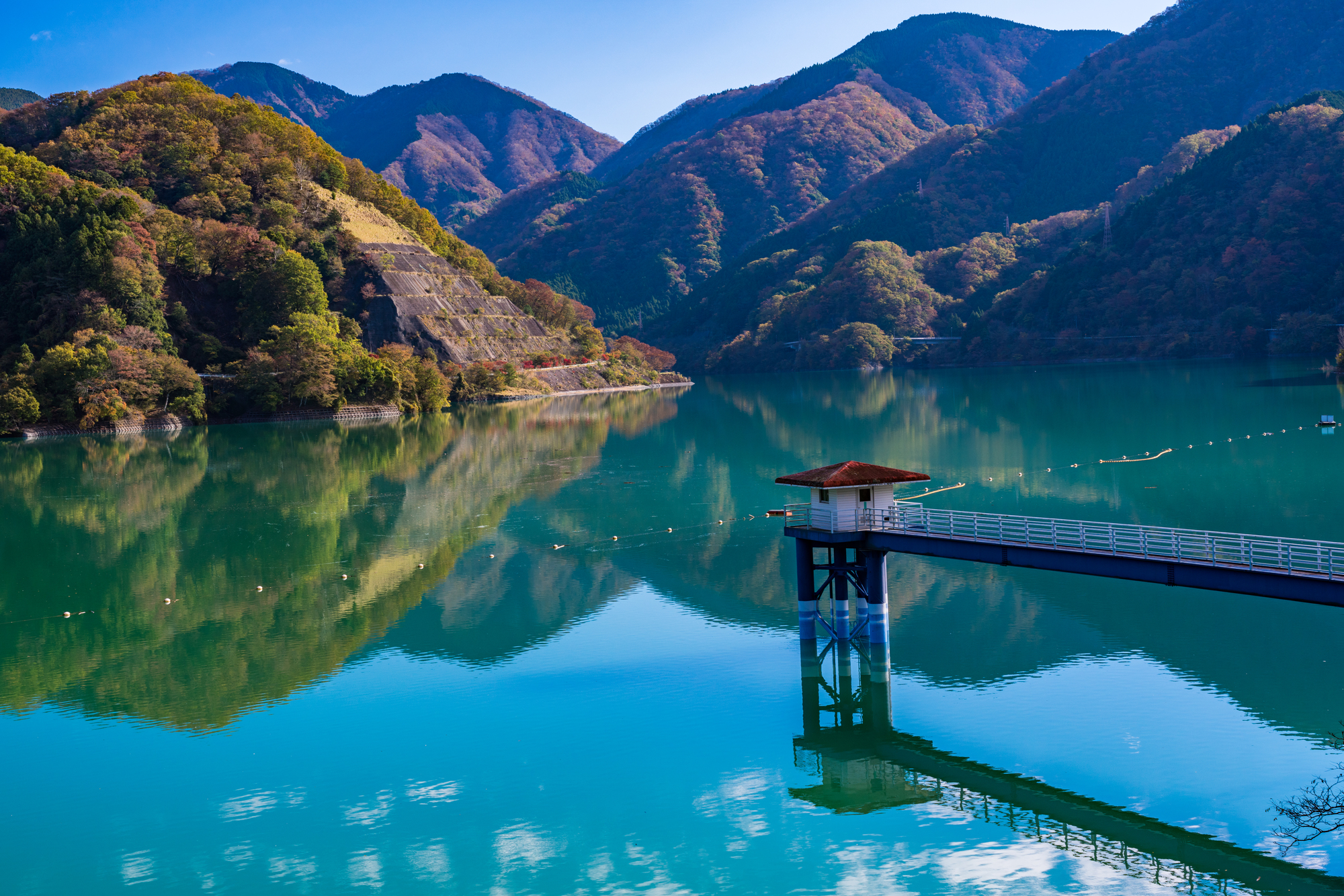 丹沢湖